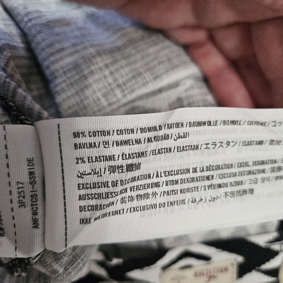 Hollister Skort - Size 5 - Picture 6 of 6